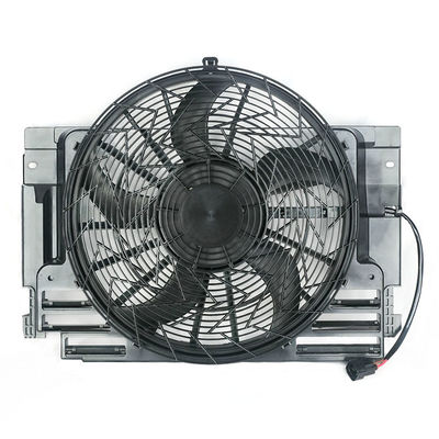 Blatt BMWs E53 X5 5 Wechselstrom-Heizkörper-Kondensator-Fan 64546921381 64546921940